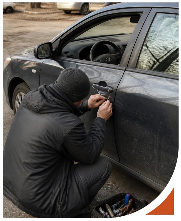Профессиональное вскрытие автомобиля Тойота без повреждений в Железнодорожном